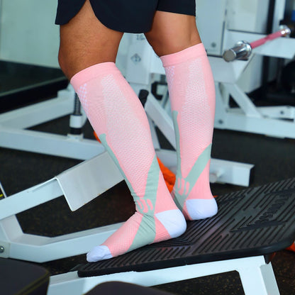 🧦 Say Goodbye to Leg Pain & Swelling – Seurico™ Easy-On Compression Socks